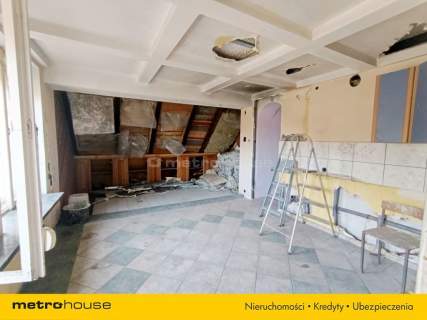 Duży budynek handlowo-usługowy Barczewo blisko S16