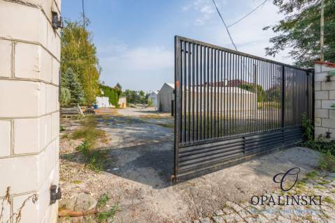 Działka z halą i magazynami 6400m2 w Annopolu