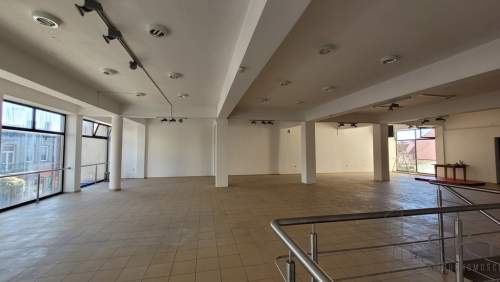 Lokal handlowo-usługowy w centrum Wolbromia