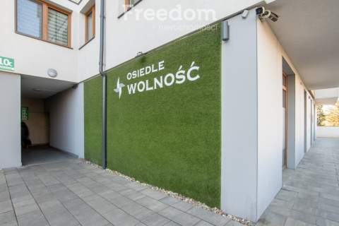 Apartament z trzema balkonami i garażem podziemnym