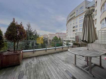 Apartament z tarasem Kameralne osiedle