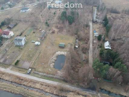 Działka budowlana w odległości 500m od trasy E7