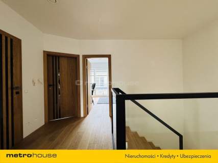 Nowoczesny dom klasy premium w zielonej okolicy