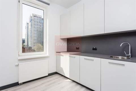 Nieruchomość komercyjna do wynajęcia, 3300 m2, Warszawa