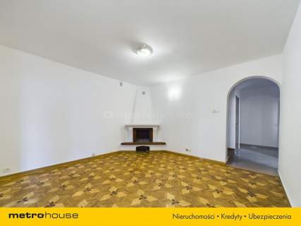 Przestronny dom na Ursynowie z ogrodem 