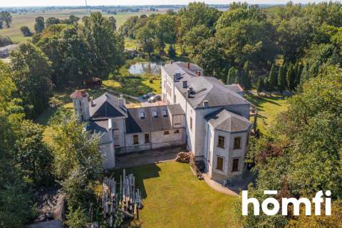 Wyjątkowy pałac hotel z dwoma stawami