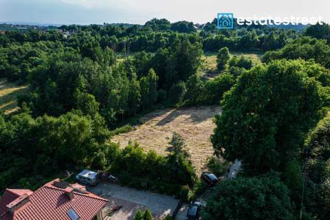 Działka budowlana z lasem - 35 arów - Konary 