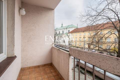 Stare Miasto 2 pokoje 56 m2 Garaż