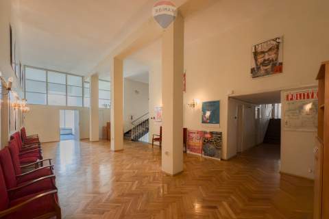 33m2 lokal, ul.Foksal - 2 czynsze gratis 