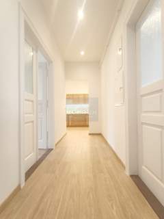 Lokal biurowy z balkonem w Centrum 