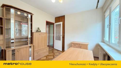 3 pokojowe mieszkanie na os.Staszica na 1 piętrze 