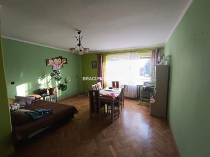 Kamienica w Rynku Szczucina.