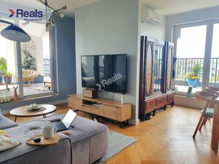 TARAS 160 M2 PRZEZ 3 STRONY ŚWIATA,4 POKOJE,WINDA
