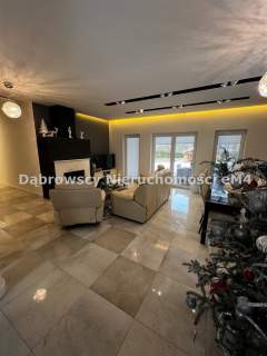  Atrakcyjny dom 207 m2 3400 m2 Lewickie 