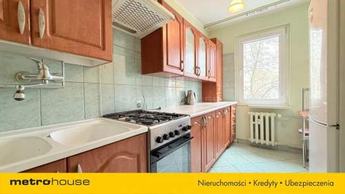 3 pokojowe mieszkanie na os.Staszica na 1 piętrze 
