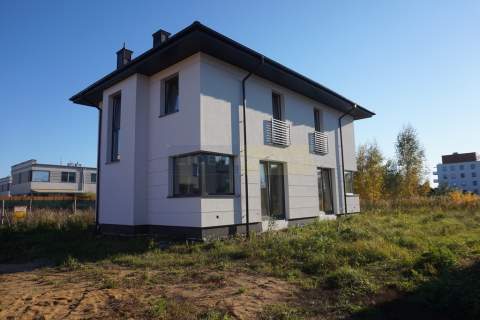 900m OD CENTRUM ŁOMIANEK - OSTATNI lokal