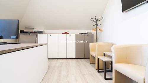Lokal / biurowy / usługowy / 125 m2