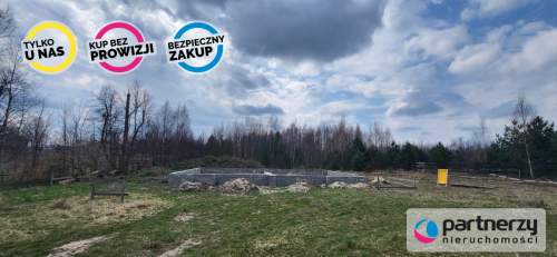 Działka z fundamentami pod budynek jednorodzinny