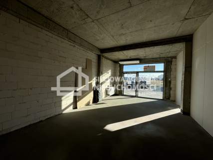 Nowy lokal z witryną ok. 45m2 - Pogórze