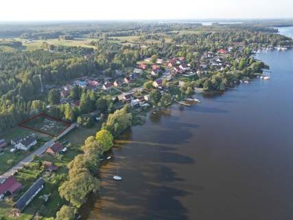 Działka budowlana 50 m od Jezioraka.