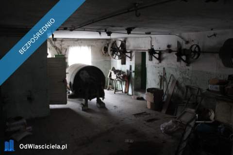 Sprzedam posesję - dom wraz z dużą działką w dobrej loka