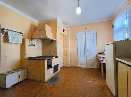 Dom, duża działka przy starorzeczu Bugu