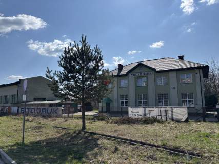 Dwa budynki w centrum Starachowic