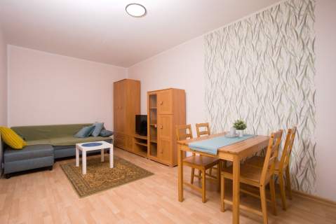 balkon, pralka, lodówka, ciepła woda z sieci