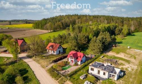Dom z sielskim klimatem, Klonowo