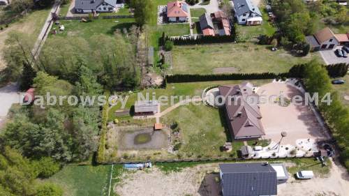  Atrakcyjny dom 207 m2 3400 m2 Lewickie 