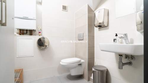 Lokal / biurowy / usługowy / 125 m2