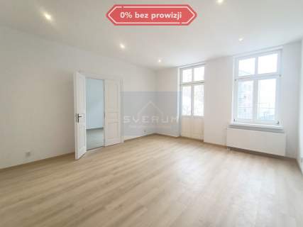 Lokal biurowy z balkonem w Centrum 