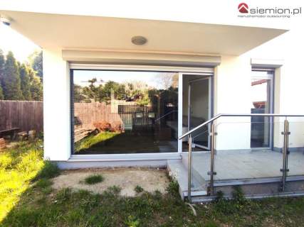 3-pokojowy apartament z ogródkiem i miejscem posto