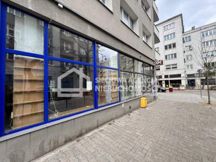 Lokal z witryną na parterze w Śródmieściu Gdyni
