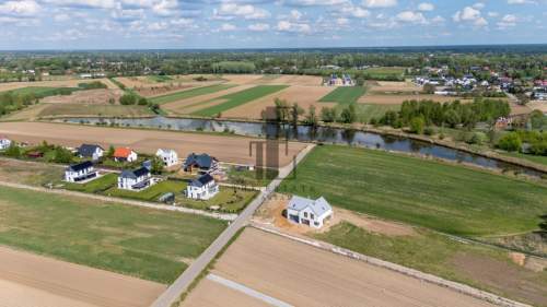 221 m2 powierzchni użytkowej/ Działka 1500 m2