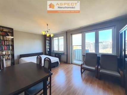  2 pok. 46 m2 6 piętro winda centrum piękny widok 