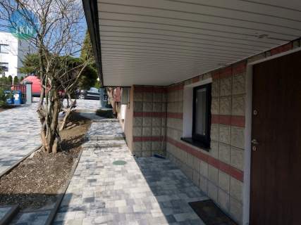 Bliźniak z dwoma mieszkaniami w widokwym miejscu