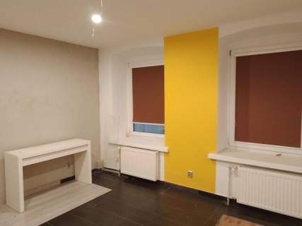 Lokal poradnia, sklep sieciowy, salon fryzjerski