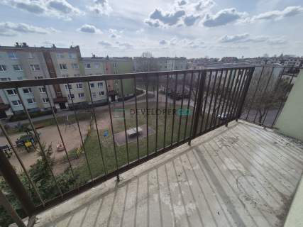 63 m , świetna lokalizacja, duży potencjał.