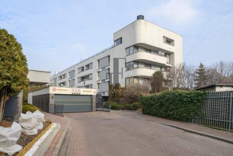 Gotowe do wprowadzenia z balkonem Widne