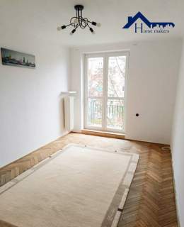 Blisko stacji Metra Słodowiec/Bielany/h 280