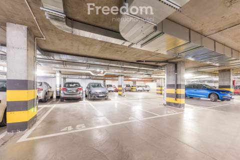 Miejsce parkingowe w garażu podziemnym, Białołęka