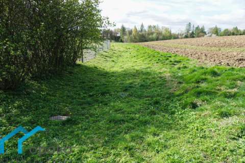 Działka budowlana 800 m2 w Pogwizdowie
