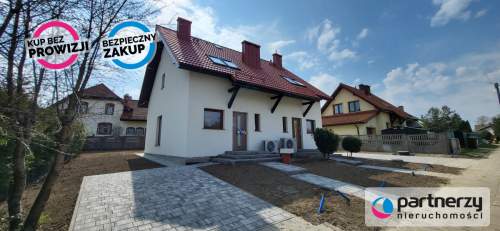 Dom z ogródkiem w zabudowie bliźniaczej