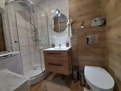 Jasna kawalerka w centrum, Modrzejowska 89