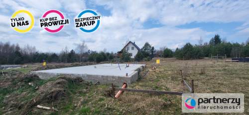 Działka z fundamentami pod budynek jednorodzinny