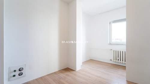 4 osobne pokoje, balkon, Rondo Mateczne 800 m