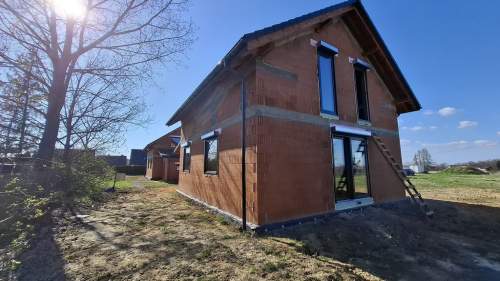 Nowe domy jednorodzinne Bielsko-Biała / Hałcnów