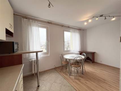 2 piętro, przestrzeń, balkon, dobry rozkład