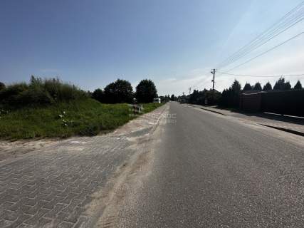 Na sprzedaż magazyn 368m2 w Dorohusku domek 48m2